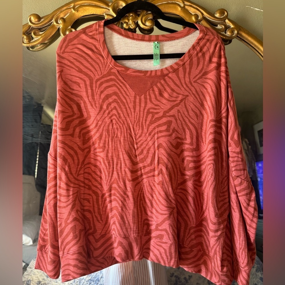 Honeydew Intimates coral Zebra Pattern Sweatshirt
